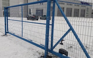 Откатные ворота из 3Д Сетки 4х2м